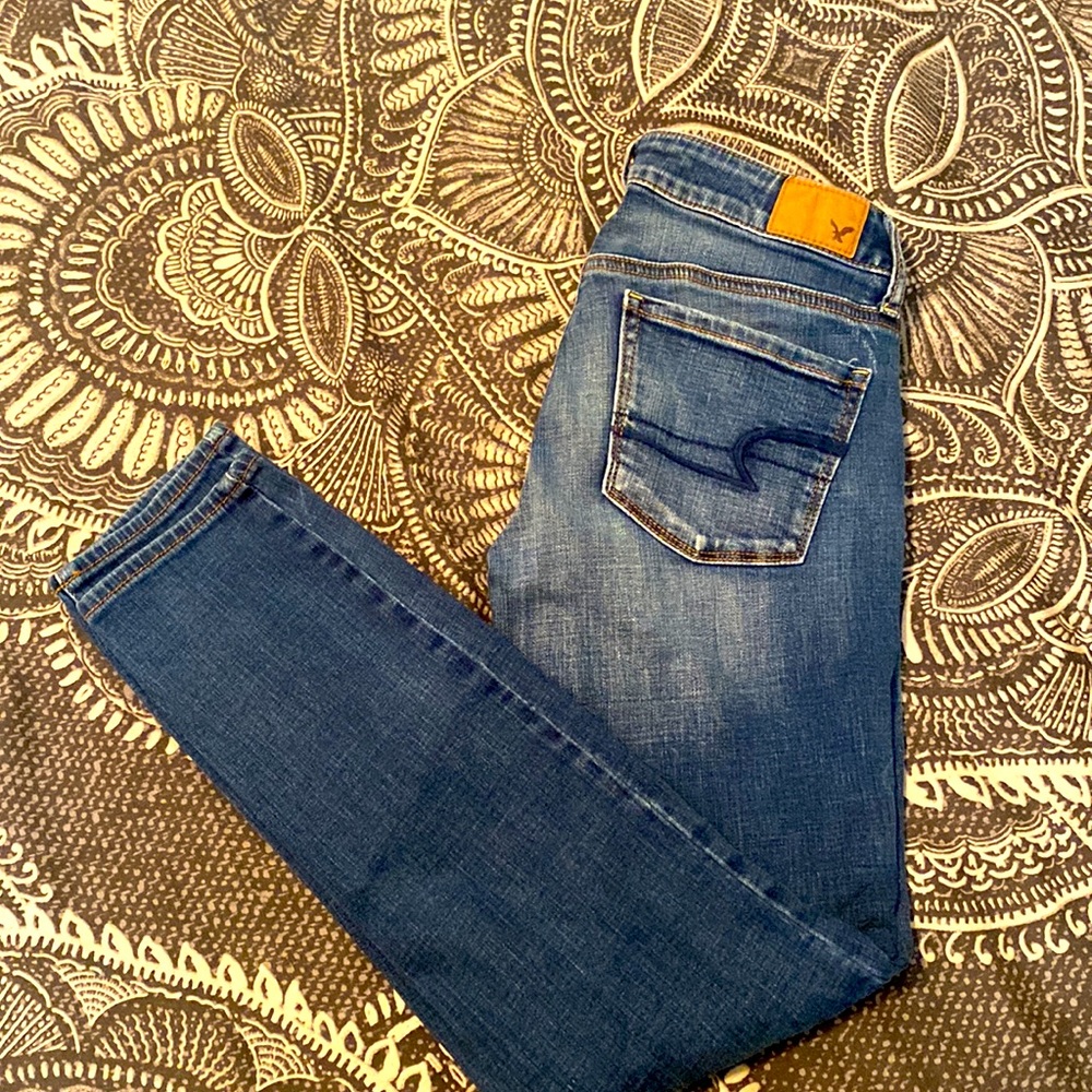 American Eagle size 4 Skinny Jeans - inseam 28, price to sell. Worn twice.